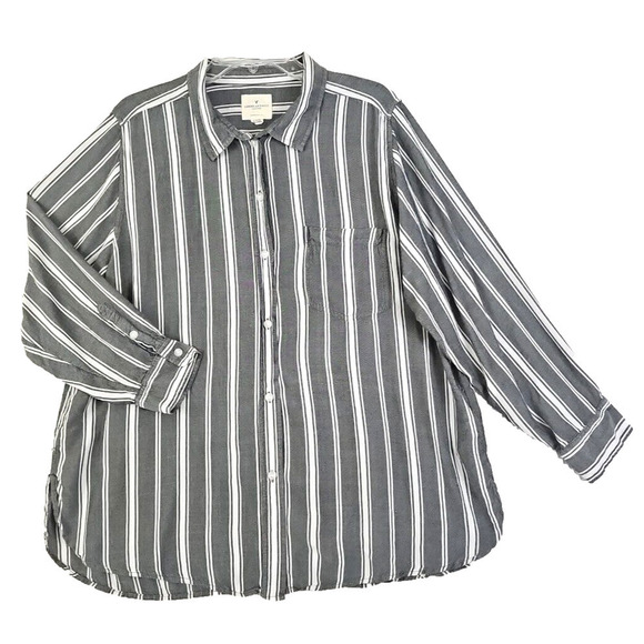 American Eagle Outfitters~XL/TG~Gray/White Striped Oversized Fit Button Up Shirt - Picture 1 of 12